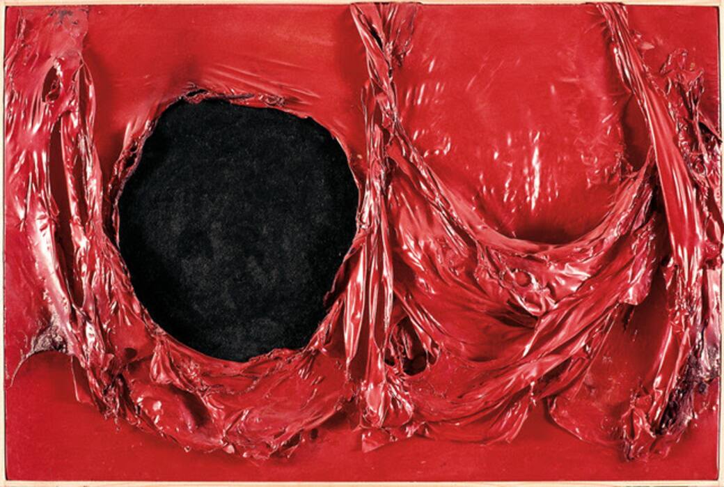 Alberto_Burri_Rosso_Plastica_1962_plastica_acrilico_combustione_su_cellotex_cm_53_5x79._Fondazione_Palazzo_Albizzini_Collezione_Burri_Città_di_Castello.jpg