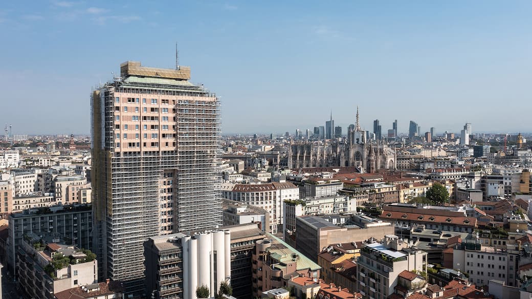 Torre_Velasca_Milano_©_Giacomo_Albo.jpg