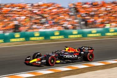 epa10157102 Dutch driver Max Verstappen of Red Bull Racing during the 3rd free practice session ahead of the F1 Grand Prix of the Netherlands at the Circuit of Zandvoort in Zandvoort, Netherlands, 03 September 2022.  EPA/SEM VAN DER WAL
