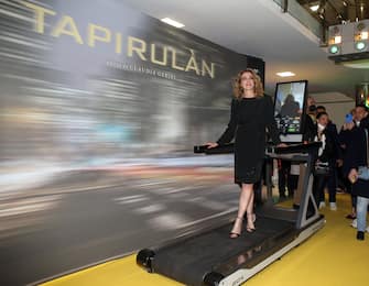 ROME, ITALY - APRIL 26: Claudia Gerini attends the premiere of the movie "Tapirulan" at Cinema Adriano on April 26, 2022 in Rome, Italy. (Photo by Elisabetta A. Villa/Getty Images)