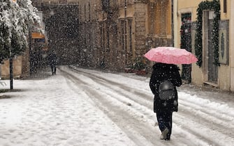 neve su strada