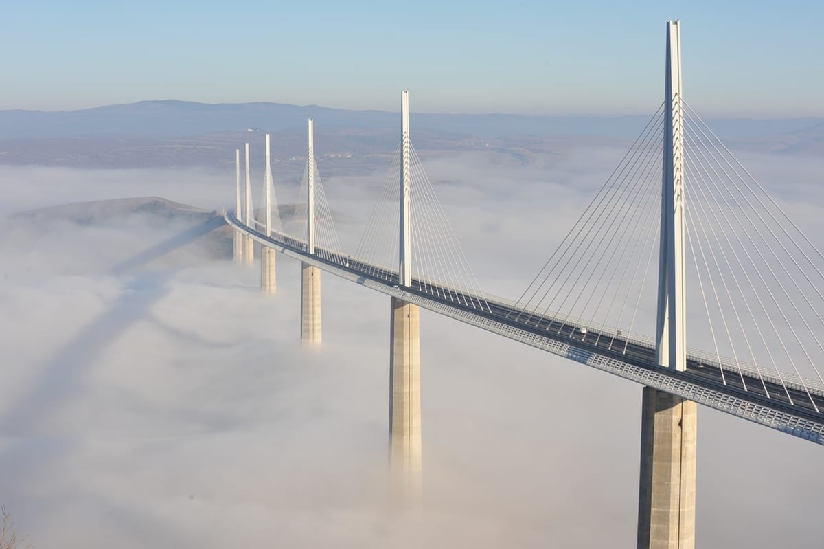 4._Millau_Viaduct.jpg