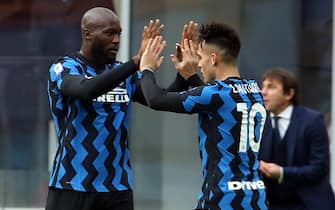 Inter Milan's Lautaro Martinez (R) celebrates with his teammate Romelo Lukaku after scoring goal of 1 to 1 during the Italian serie A soccer match  between Fc Inter and Crotone at Giuseppe Meazza stadium in Milan 3 January  2021.
ANSA / MATTEO BAZZI