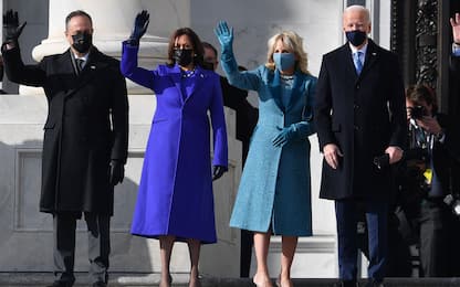 Moda, insediamento Biden: gli stilisti che hanno vestito i presenti