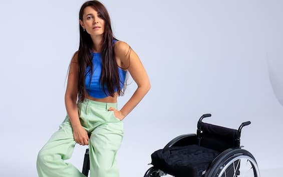 Disabilità, Giulia Lamarca: "Quando vedremo sfilare una modella in carrozzina in Italia?"