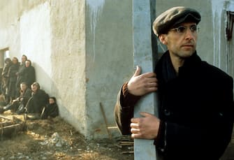 film : La tregua
  -  nella foto : John Turturro
  -  titolo originale : La tregua
  -  genere : drammatico, guerra
  -  regia : Francesco Rosi