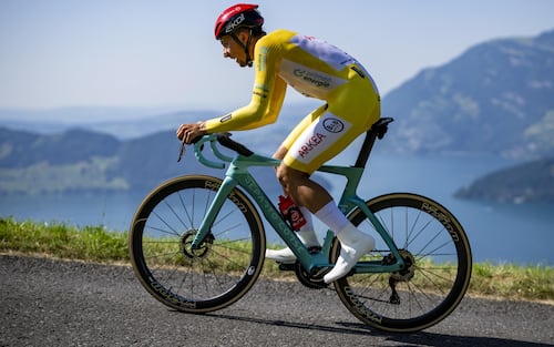 epa12191108 Arkea - B&B Hotels rider Kevin Vauquelin from France in action during the eigth and final stage of the Tour de Suisse cycling race, a 10.1 km individual time trial from Beckenried to Stockhuette, Switzerland, 22 June 2025.  EPA/GIAN EHRENZELLER