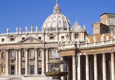 St Peter's Basilica (Basilica Papale di San Pietro in Vaticano), St Peter's Square, Rome (Roma), Lazio Region, Italy