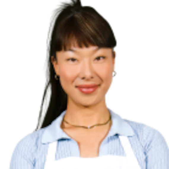 Anna (Yi Lan) Zhang 
