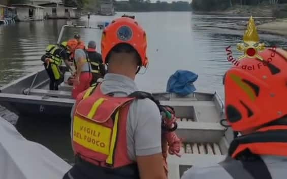 sedicenne disperso nel po ricerche con eco sonar