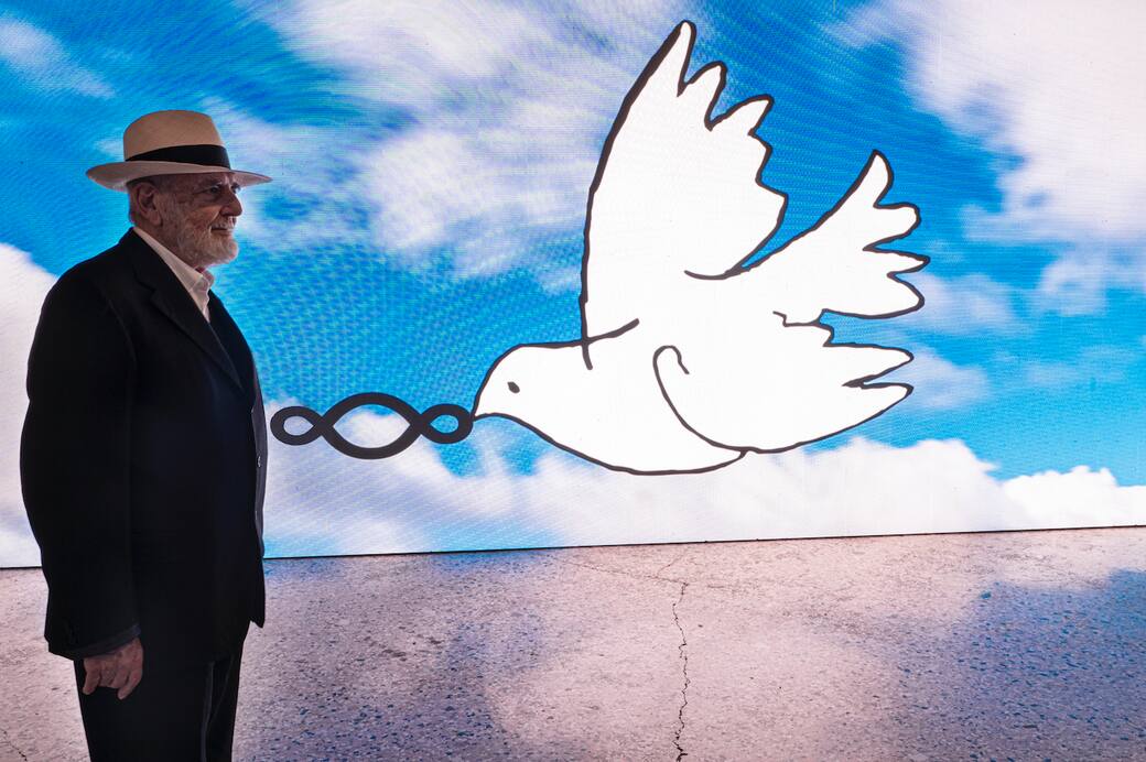 Michelangelo Pistoletto, La colomba della pace, 2015-2023. Foto © Daniela Pellegrini. In occasione della Fuori Infiorata sarà realizzata dai maestri infioratori di CulturArte Noto