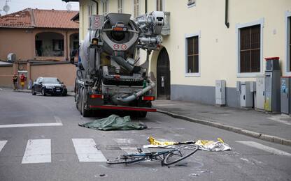 Ciclista 70enne travolto e ucciso da una betoniera a Rho, nel Milanese