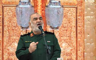 epa12172764 (FILE) -Islamic Revolutionary Guard Corps (IRGC) head Hossein Salami delivers a speech during a ceremony marking the first death anniversary of late Iranian President Ebrahim Raisi, in Tehran, Iran, 15 May 2025 (re-issued 13 June 2025). IRGC Commander Hossein Salami has been killed in an Israeli strike, according to Iranian Sate media.  EPA/ABEDIN TAHERKENAREH