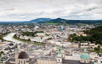 Salisburgo vista della città dal castello di Hoensalzburg