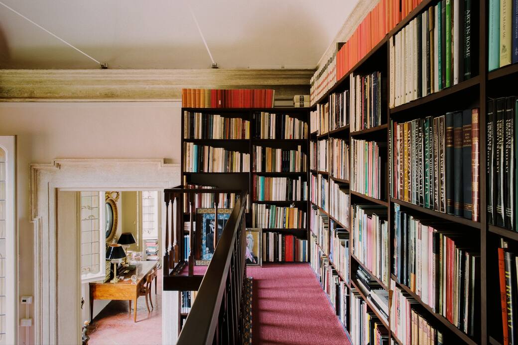 Biblioteca_Eugenio_Busmanti_Palazzo_Bentivoglio_Bologna_2021_Photo_Paolo_Abate.jpeg