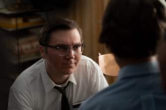 THE FABELMANS (from left) Burt Fabelman (Paul Dano) and Sammy Fabelman (Gabriel LaBelle, back to camera) in The Fabelmans, co-written, produced and directed by Steven Spielberg.