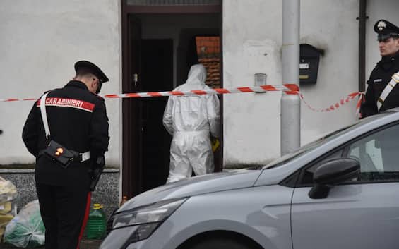 Uomo ucciso a coltellate in casa a Vigevano, arrestato l'assassino: ha confessato