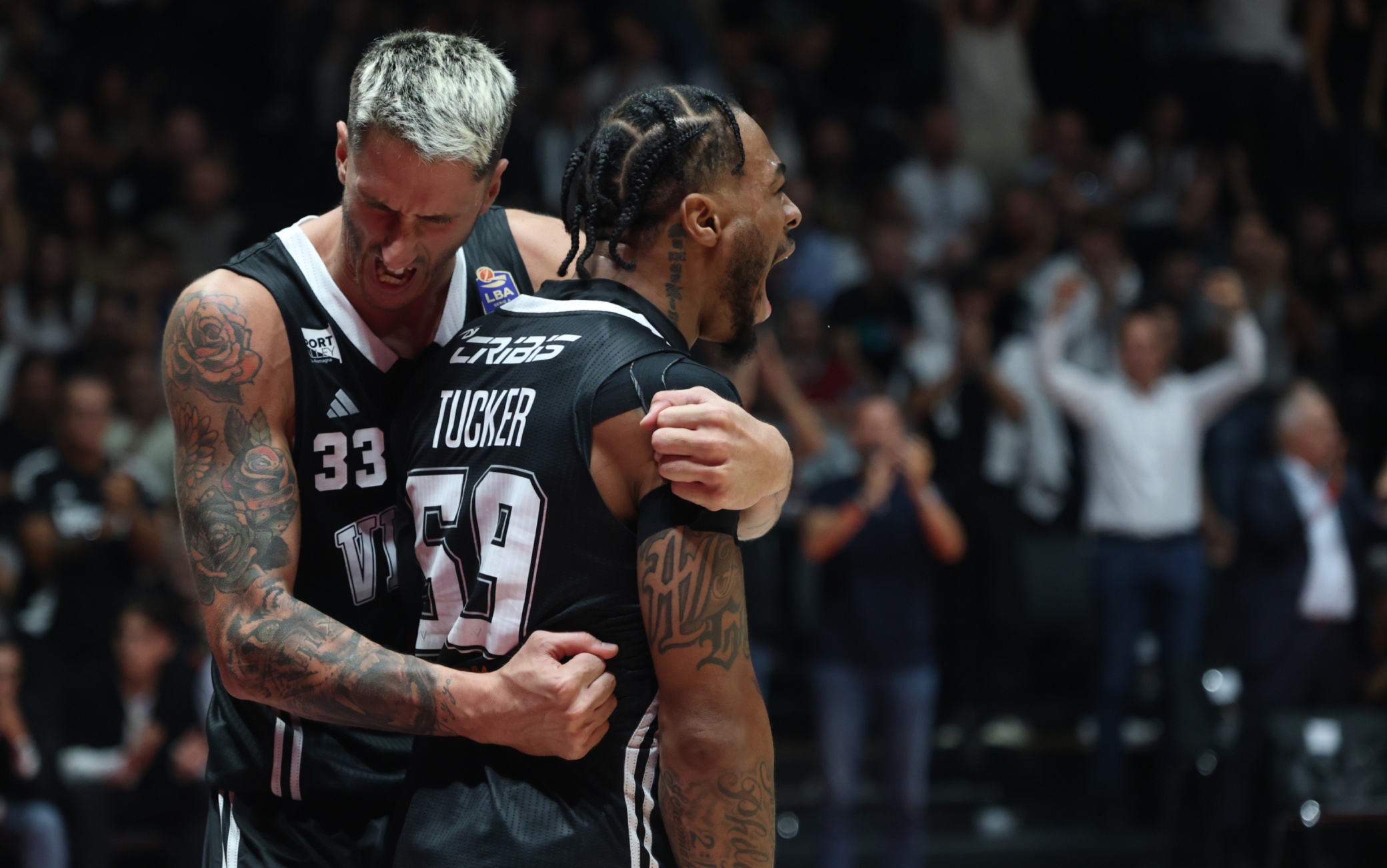 Tocca a Bologna: alle 21 contro l'Efes su Sky