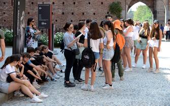 Caldo e turisti a Milano