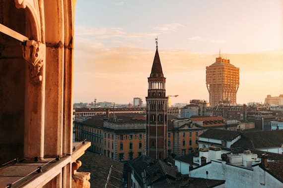 Milano. Foto di Matteo Raimondi su Unsplash