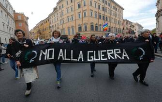 Le manifestazioni per la pace a Roma e Milano