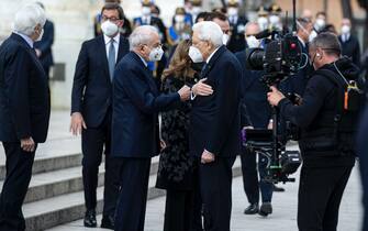Mattarella all'Altare della Patria