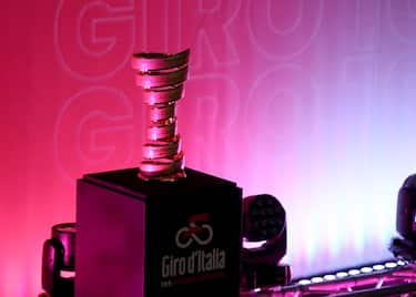 MILAN, ITALY - OCTOBER 17: General view of the official Trophy "Trofeo Senza Fine" during Giro d'Italia 2023 Official Presentation on October 17, 2022 in Milan, Italy. (Photo by Sara Cavallini/Getty Images)