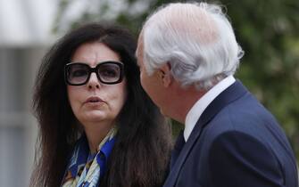 L'Oreal heiress Liliane Bettencourt's daughter Francoise Bettencourt Meyers (L) arrives at the Elysee Palace for a ceremony marking the 50th anniversary of late French President Georges Pompidou's presidential victory, in Paris, on June 19, 2019. (Photo by Ian LANGSDON / POOL / AFP)        (Photo credit should read IAN LANGSDON/AFP via Getty Images)