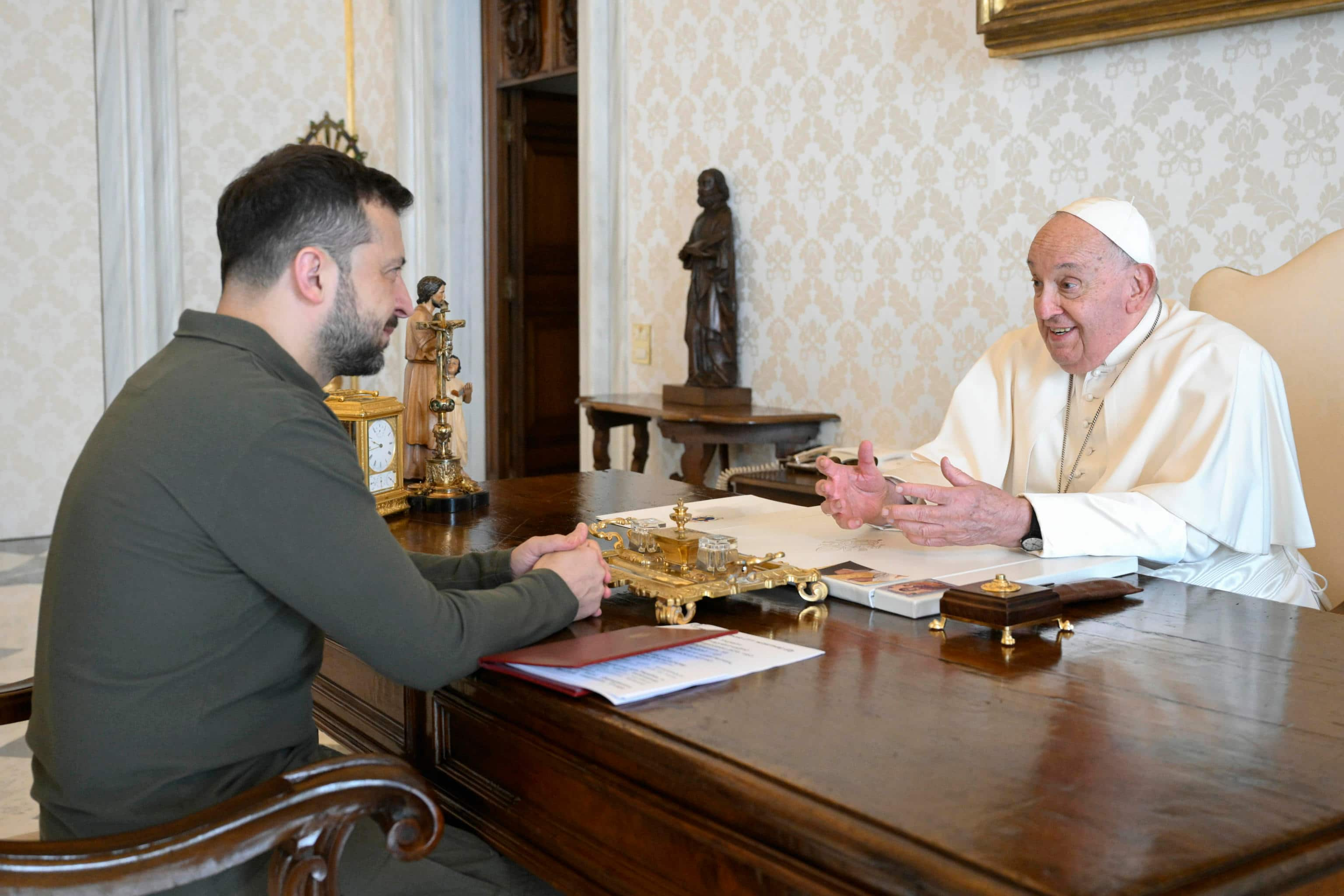 Zelensky e Papa Francesco