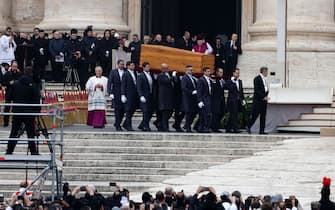 The coffin arrives for the funeral ceremony of Pope Emeritus Benedict XVI (Joseph Ratzinger), in Saint Peter's Square, Vatican City, 05 January 2023. Former Pope Benedict XVI died on 31 December 2022 at his Vatican residence, at the age 95.
ANSA/MASSIMO PERCOSSI