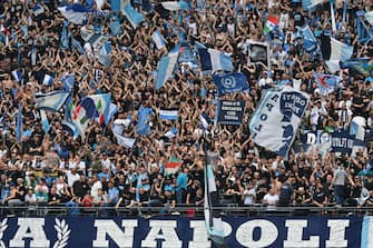 Celebrations of SSC Napoli fans prior the Italian Serie A soccer match SSC Napoli vs US Salernitana at ÔDiego Armando Maradona' stadium in Naples, Italy, 30 april 2023 ANSA /CARMELO IMBESI