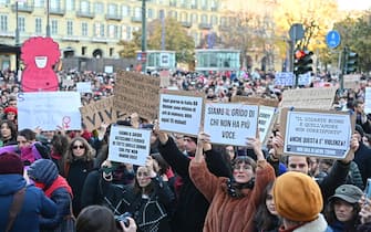 Manifestazione non una di meno a torino, 25 novembre 2023 ANSA/ALESSANDRO DI MARCO