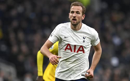 epa09657227 Harry Kane of Tottenham reacts during the English Premier League match between Tottenham Hotspur and Crystal Palace in London, Britain, 26 December 2021.  EPA/NEIL HALL EDITORIAL USE ONLY. No use with unauthorized audio, video, data, fixture lists, club/league logos or 'live' services. Online in-match use limited to 120 images, no video emulation. No use in betting, games or single club/league/player publications