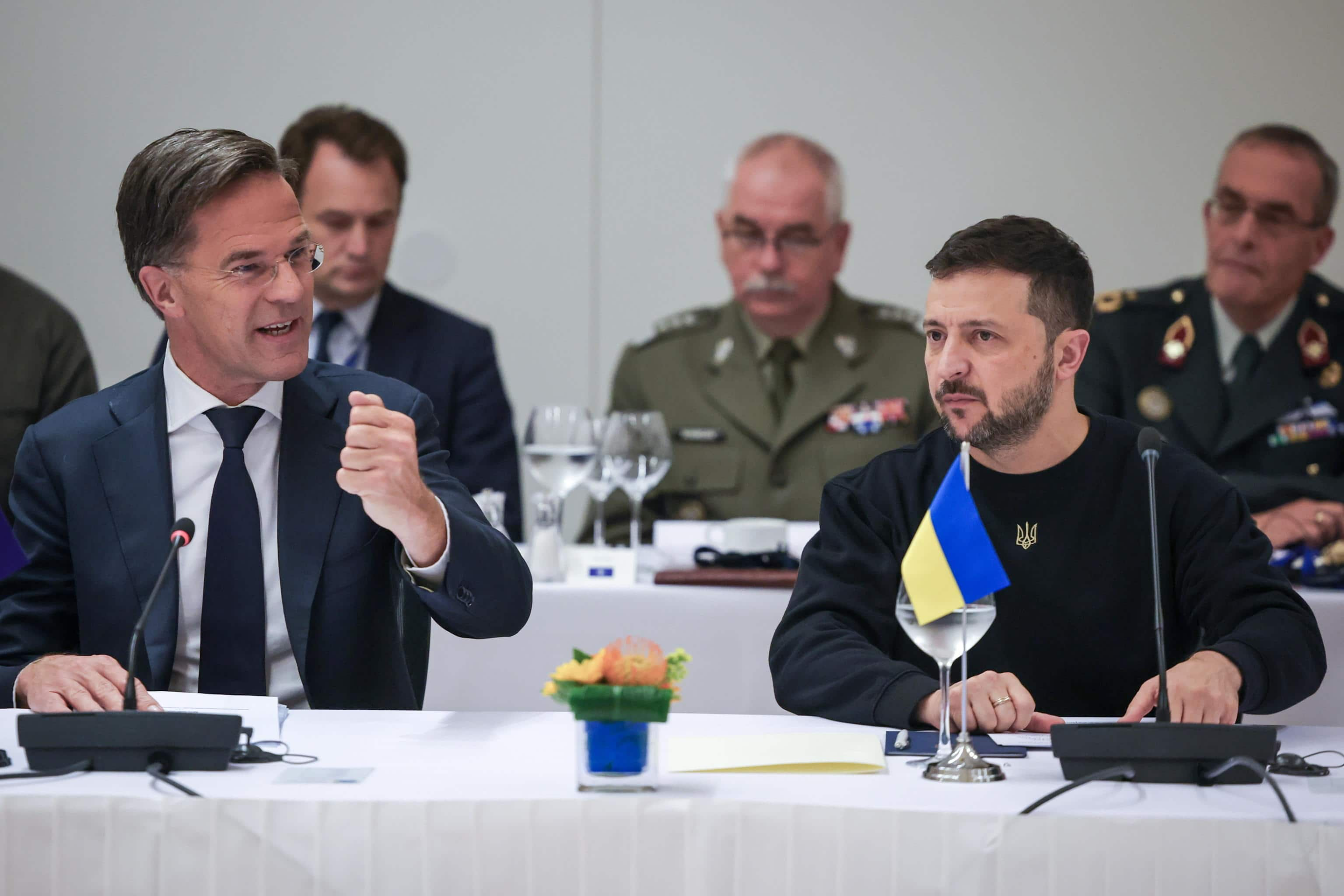 Zelensky e Rutte