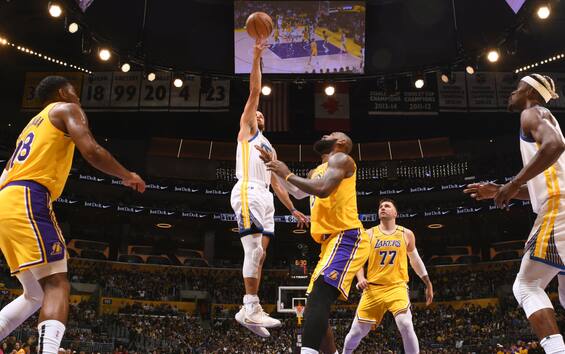 NBA Scores: Curry, Warriors, Morant & Grizzlies Win