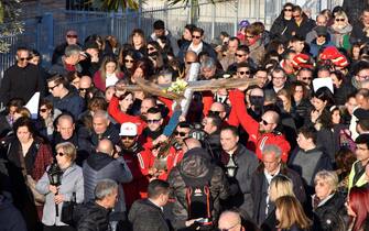 La Via Crucis in memoria dei migranti morti in Calabria
