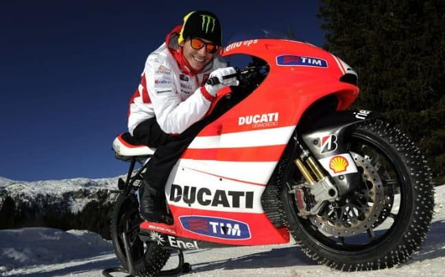 Valentino Rossi sulla Ducati nel gennaio 2012