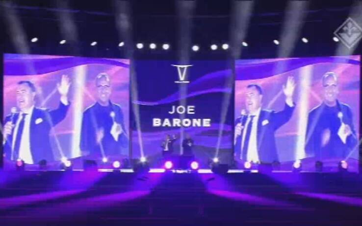 Barone sul palco con Carlo Conti