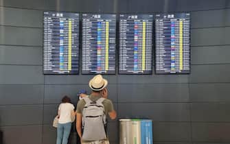I costi per le compagnie aeree a causa dei disservizi e degli scipoeri estivi