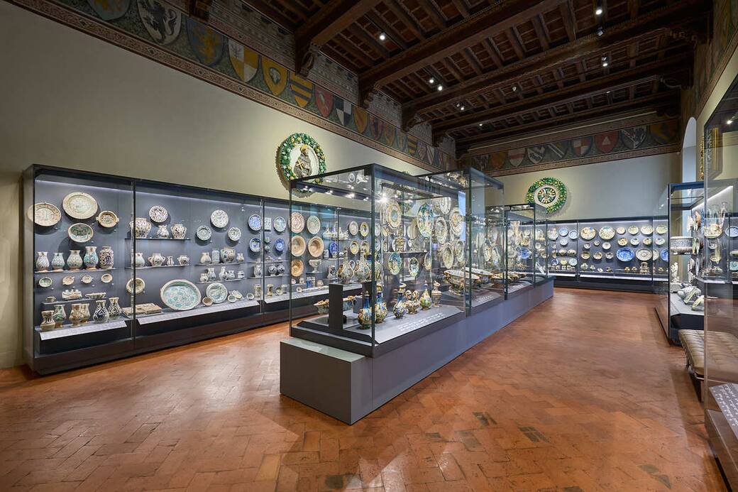 1._La_Sala_delle_Maioliche_Museo_Nazionale_del_Bargello_2024_(c)_NicolaNeri_(1).jpg