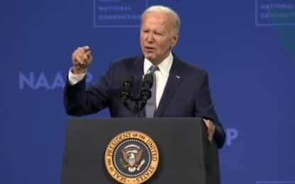 Usa 2024, Biden: Clima troppo teso, no a violenza. Vietare arma AR-15