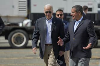 Nella sua visita a Puerto Rico insieme alla first lady Jill, Joe Biden ha annunciato 60 milioni di aiuti dal piano infrastrutture per rafforzare le difese dell'isola contro futuri uragani, dopo i danni causati da Fiona due settimane fa