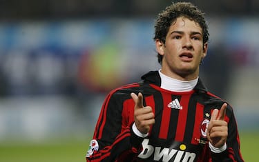 3) Alexandre Pato