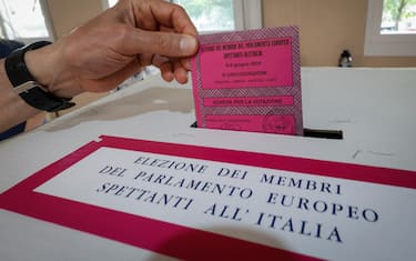 People cast their ballots in a polling station during the European Parliament elections, in Rome, Italy, 8 June 2024. ANSA/GIUSEPPE LAMI