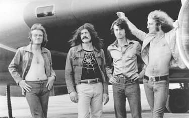 LED ZEPPELIN TO REUNITE FOR ERTEGUN TRIBUTE SHOW

Rock legends LED ZEPPELIN will reunite for a one-off tribute concert for late music mogul AHMET ERTEGUN.
After weeks of speculation the band announced the reunion - 27 years after they split - at a press conference in London on Wednesday (12Sep07).
A statement reveals, "The incomparable Led Zeppelin will headline the tribute to the man who founded Atlantic Records in 1947.
"Robert Plant, Jimmy Page and John Paul Jones will be joined by Jason Bonham, the son of their late drummer John Bonham.
"In addition, Pete Townshend, Bill Wyman and the Rhythm Kings, Foreigner and Paolo Nutini, all touched by Ertegun's guiding hand over the years, will play on the night. Paolo was the final British artist that Ahmet mentored."
The concert will take place at London's O2 Arena on 26 November (07). Proceeds from ticket sales will go to the Ahmet Ertegun Education Fund which provides students with annual scholarships to universities in the U.K., USA and Turkey.
In addition, a music scholarship open to all will be established at Ravensbourne College in Britain.
Led Zeppelin singer Plant says, "During the Zeppelin years, Ahmet Ertegun was a major foundation of solidarity and accord. For us he was Atlantic Records and remained a close friend and conspirator - this performance stands alone as our tribute to the work and the life of our long standing friend."
Ertegun died last December at the age of 82. (MEH&IG/WN/MT)

Led Zeppelin
Shown from left: John Paul Jones, John Bonham, Jimmy Page, Robert Plant

Featuring: LED ZEPPELIN TO REUNITE FOR ERTEGUN TRIBUTE SHOW
When: 11 Sep 1973
Credit: WENN.com

**WENN does not claim any ownership including but not limited to Copyright or License in the attached material. Fees charged by WENN are for WENN's services only, and do not, nor are they intended to, convey to the user any ownership of Copyright or License in the material. By publishing this material you expressly agree to indemnify and to hold WENN and its directors, shareholders and employees harmless from any loss, claims, damages, demands, expenses (including legal fees), or any causes of action or allegation against WENN arising out of or connected in any way with publication of the material.**