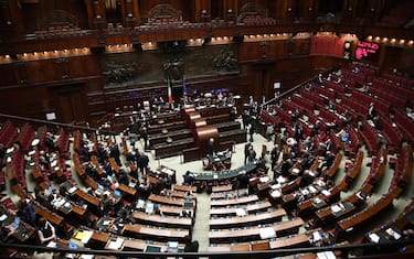 Parlamento in seduta comune nell'Aula di Montecitorio per l'elezione di un giudice della Corte Costituzionale, Roma, 11 gennaio 2017.
ANSA/ALESSANDRO DI MEO