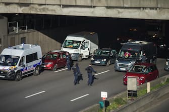 parigi convogli libertà