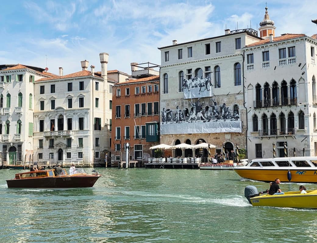 JR. Il Gesto, A contemporary reinterpretation of The Wedding at Cana PALAZZO CA’ DA MOSTO, THE VENICE VENICE HOTEL, Foto: Artribune