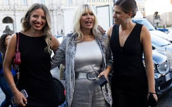 Alessandra Mussolini con le figlie Caterina e Clarissa alla festa per i 90 anni di Sophia Loren al The Space cinema Moderno, Roma, 20 settembre 2024.
ANSA/MASSIMO PERCOSSI