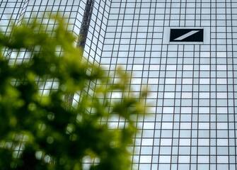 La differenza tra Deutsche Bank e Credit Suisse